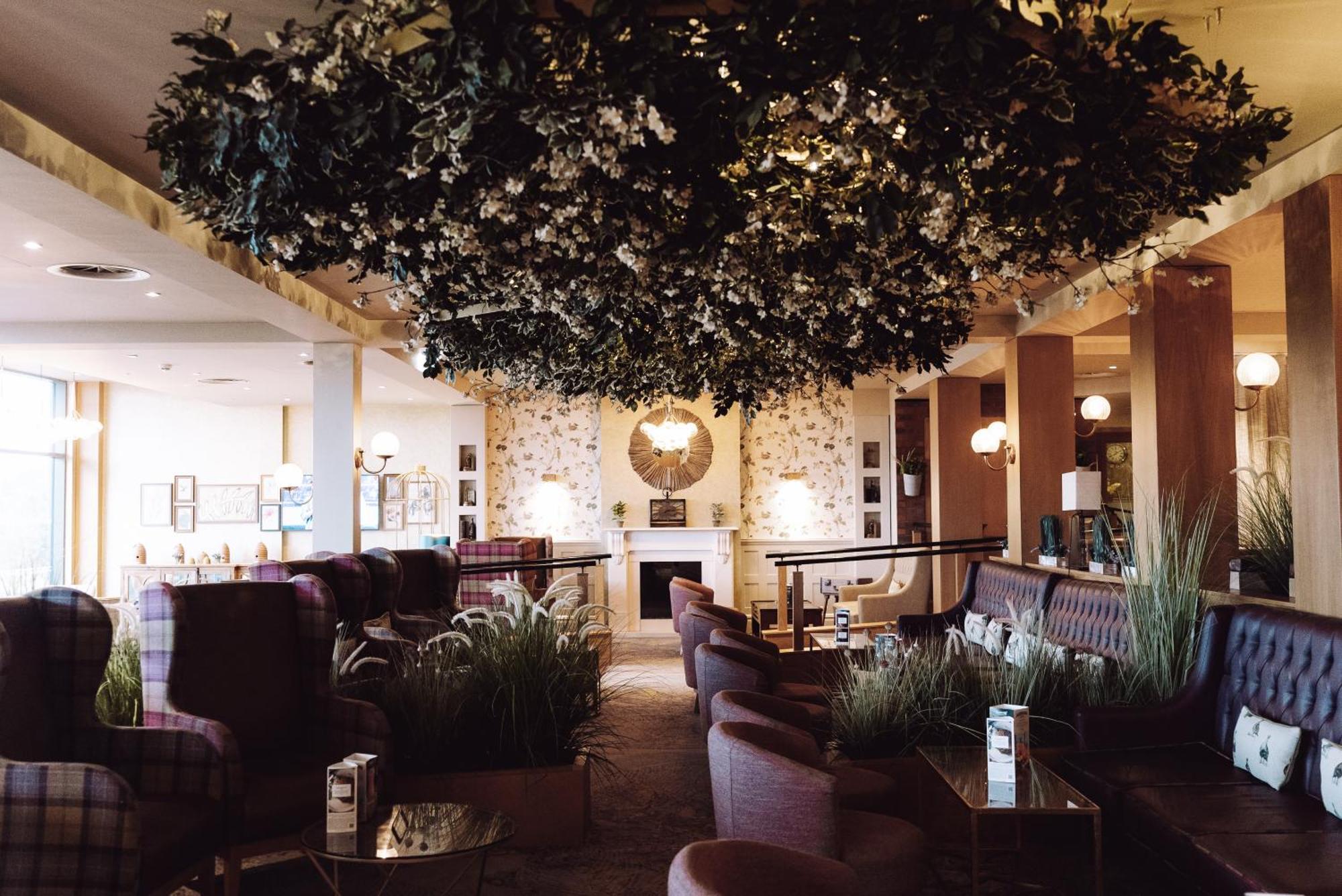 Studley Castle Hotel Bagian luar foto