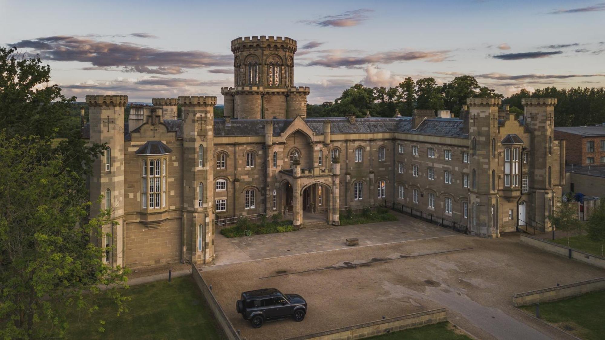 Studley Castle Hotel Bagian luar foto
