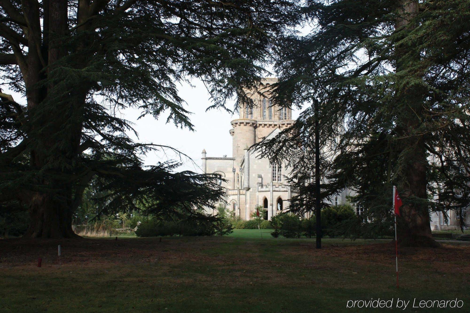 Studley Castle Hotel Bagian luar foto